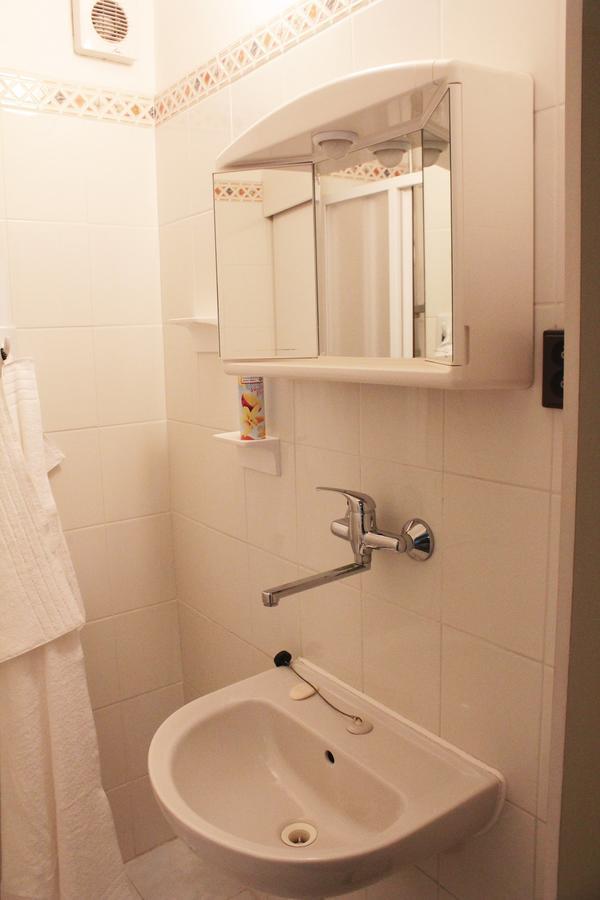 Hotel Orix ยาคีมอฟ ภายนอก รูปภาพ